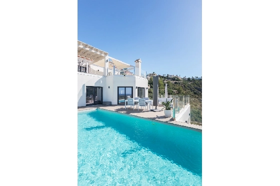 Villa in Denia zu verkaufen, Espace de vie 170 m², Baujahr 2019, + Fussbodenheizung, Klimaanlage, Terrain 829 m², 3 Chambres &agrave; coucher, 4 Badezimmer, ref.: HG-3804-16