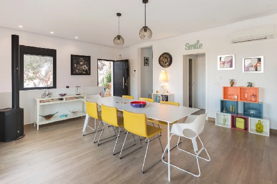 Villa in Denia zu verkaufen, Espace de vie 170 m², Baujahr 2019, + Fussbodenheizung, Klimaanlage, Terrain 829 m², 3 Chambres &agrave; coucher, 4 Badezimmer, ref.: HG-3804-6