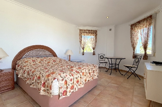 Villa in Pedreguer(Monte Solana) zu verkaufen, Espace de vie 87 m², Baujahr 1999, Zustand gepflegt, + Ofen, Klimaanlage, Terrain 426 m², 3 Chambres &agrave; coucher, 3 Badezimmer, Pool, ref.: AS-2425-16