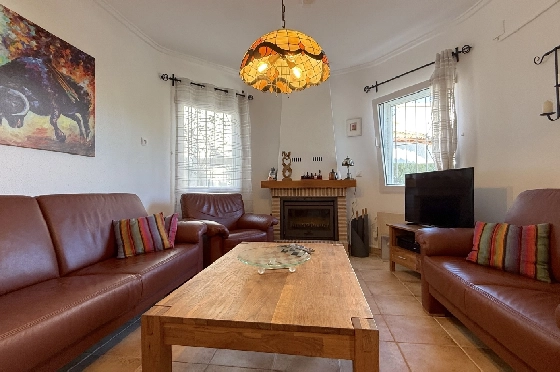 Villa in Pedreguer(Monte Solana) zu verkaufen, Espace de vie 87 m², Baujahr 1999, Zustand gepflegt, + Ofen, Klimaanlage, Terrain 426 m², 3 Chambres &agrave; coucher, 3 Badezimmer, Pool, ref.: AS-2425-7