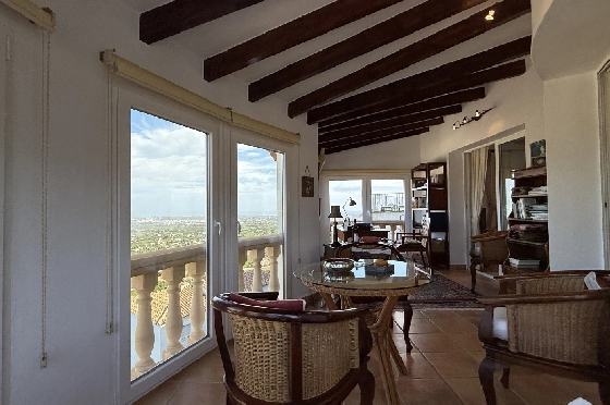 Villa in Pedreguer zu verkaufen, Espace de vie 130 m², Baujahr 2002, Zustand gepflegt, + KLIMA, Klimaanlage, Terrain 876 m², 3 Chambres &agrave; coucher, 2 Badezimmer, Pool, ref.: RG-1325-23