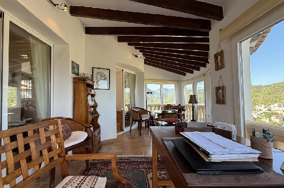 Villa in Pedreguer zu verkaufen, Espace de vie 130 m², Baujahr 2002, Zustand gepflegt, + KLIMA, Klimaanlage, Terrain 876 m², 3 Chambres &agrave; coucher, 2 Badezimmer, Pool, ref.: RG-1325-24