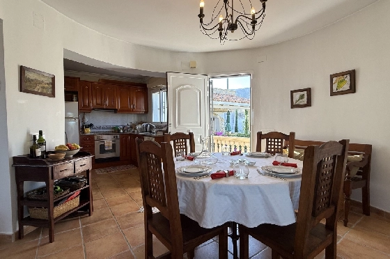 Villa in Pedreguer zu verkaufen, Espace de vie 130 m², Baujahr 2002, Zustand gepflegt, + KLIMA, Klimaanlage, Terrain 876 m², 3 Chambres &agrave; coucher, 2 Badezimmer, Pool, ref.: RG-1325-28