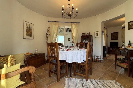 Villa in Pedreguer zu verkaufen, Espace de vie 130 m², Baujahr 2002, Zustand gepflegt, + KLIMA, Klimaanlage, Terrain 876 m², 3 Chambres &agrave; coucher, 2 Badezimmer, Pool, ref.: RG-1325-29