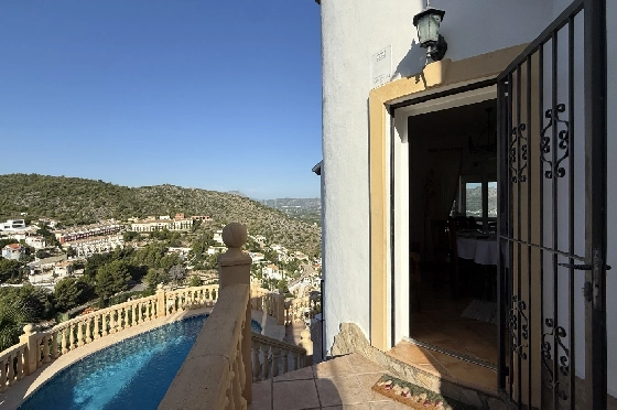 Villa in Pedreguer zu verkaufen, Espace de vie 130 m², Baujahr 2002, Zustand gepflegt, + KLIMA, Klimaanlage, Terrain 876 m², 3 Chambres &agrave; coucher, 2 Badezimmer, Pool, ref.: RG-1325-5
