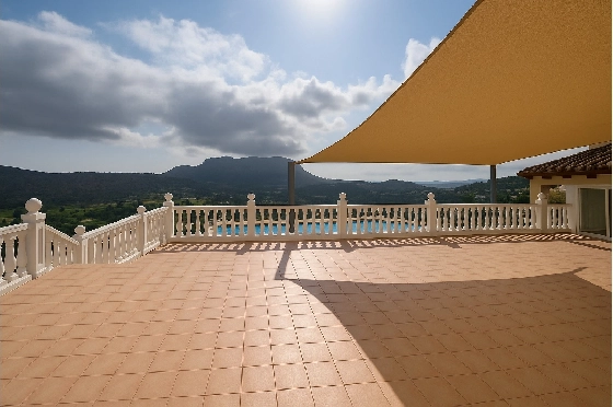 Villa in La Sella(La Sella) zu verkaufen, Espace de vie 379 m², Zustand gepflegt, + KLIMA, Klimaanlage, Terrain 1699 m², 4 Chambres &agrave; coucher, 4 Badezimmer, Pool, ref.: MG-0925-6
