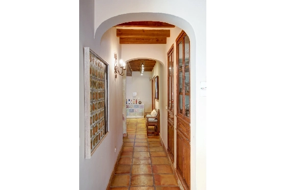 Finca in Moraira zu verkaufen, Espace de vie 625 m², Baujahr 1998, Klimaanlage, Terrain 10229 m², 4 Chambres &agrave; coucher, 3 Badezimmer, Pool, ref.: AM-12269DR-33