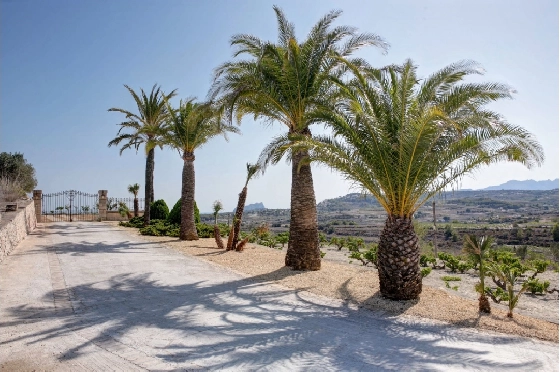 Finca in Moraira zu verkaufen, Espace de vie 625 m², Baujahr 1998, Klimaanlage, Terrain 10229 m², 4 Chambres &agrave; coucher, 3 Badezimmer, Pool, ref.: AM-12269DR-46