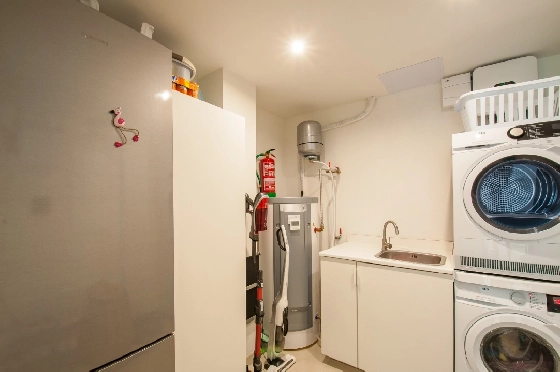 Villa in Benissa zu verkaufen, Espace de vie 290 m², Baujahr 2024, Klimaanlage, Terrain 860 m², 3 Chambres &agrave; coucher, 2 Badezimmer, Pool, ref.: AM-12518DA-23