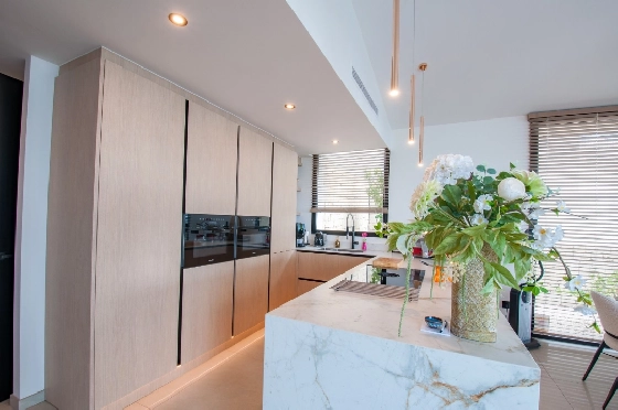 Villa in Benissa zu verkaufen, Espace de vie 290 m², Baujahr 2024, Klimaanlage, Terrain 860 m², 3 Chambres &agrave; coucher, 2 Badezimmer, Pool, ref.: AM-12518DA-9