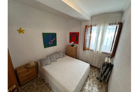 Villa in Denia zu verkaufen, Espace de vie 220 m², Baujahr 1983, Klimaanlage, Terrain 2233 m², 6 Chambres &agrave; coucher, 2 Badezimmer, Pool, ref.: O-V95814-11