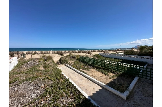 Villa in Denia zu verkaufen, Espace de vie 220 m², Baujahr 1983, Klimaanlage, Terrain 2233 m², 6 Chambres &agrave; coucher, 2 Badezimmer, Pool, ref.: O-V95814-21