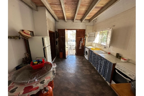 Villa in Denia zu verkaufen, Espace de vie 220 m², Baujahr 1983, Klimaanlage, Terrain 2233 m², 6 Chambres &agrave; coucher, 2 Badezimmer, Pool, ref.: O-V95814-37