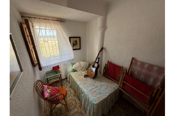 Villa in Denia zu verkaufen, Espace de vie 220 m², Baujahr 1983, Klimaanlage, Terrain 2233 m², 6 Chambres &agrave; coucher, 2 Badezimmer, Pool, ref.: O-V95814-9