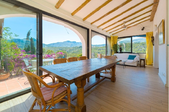 Villa in Benissa zu verkaufen, Espace de vie 326 m², Baujahr 1989, + Zentralheizung, Klimaanlage, Terrain 4389 m², 5 Chambres &agrave; coucher, 3 Badezimmer, Pool, ref.: PV-141-02013P-13