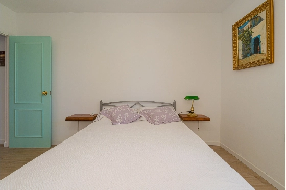Villa in Benissa zu verkaufen, Espace de vie 326 m², Baujahr 1989, + Zentralheizung, Klimaanlage, Terrain 4389 m², 5 Chambres &agrave; coucher, 3 Badezimmer, Pool, ref.: PV-141-02013P-26