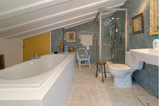 Villa in Benissa zu verkaufen, Espace de vie 326 m², Baujahr 1989, + Zentralheizung, Klimaanlage, Terrain 4389 m², 5 Chambres &agrave; coucher, 3 Badezimmer, Pool, ref.: PV-141-02013P-31