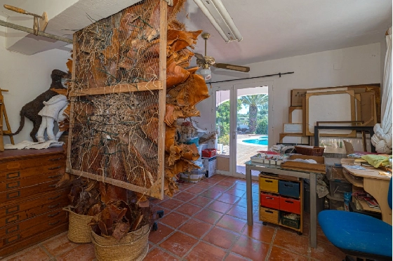 Villa in Benissa zu verkaufen, Espace de vie 326 m², Baujahr 1989, + Zentralheizung, Klimaanlage, Terrain 4389 m², 5 Chambres &agrave; coucher, 3 Badezimmer, Pool, ref.: PV-141-02013P-38