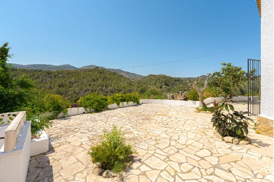 Villa in Benissa zu verkaufen, Espace de vie 326 m², Baujahr 1989, + Zentralheizung, Klimaanlage, Terrain 4389 m², 5 Chambres &agrave; coucher, 3 Badezimmer, Pool, ref.: PV-141-02013P-46