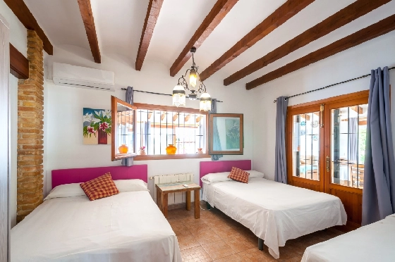 Finca in Benissa zu verkaufen, Espace de vie 704 m², Baujahr 2004, Klimaanlage, Terrain 3420 m², 9 Chambres &agrave; coucher, 8 Badezimmer, Pool, ref.: AM-12577DR-18