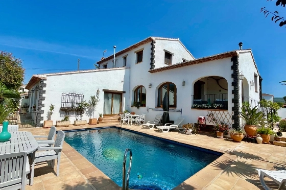 Villa in Alcalali zu verkaufen, Espace de vie 403 m², Baujahr 2007, + Zentralheizung, Klimaanlage, Terrain 410 m², 6 Chambres &agrave; coucher, 4 Badezimmer, Pool, ref.: PV-141-02014P-1