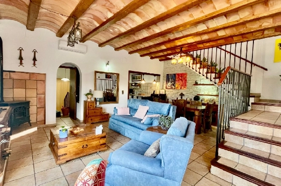 Villa in Alcalali zu verkaufen, Espace de vie 403 m², Baujahr 2007, + Zentralheizung, Klimaanlage, Terrain 410 m², 6 Chambres &agrave; coucher, 4 Badezimmer, Pool, ref.: PV-141-02014P-13