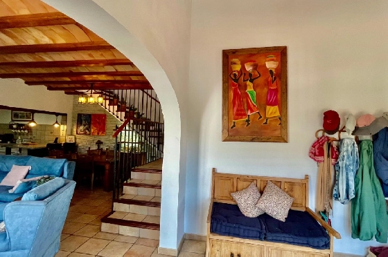 Villa in Alcalali zu verkaufen, Espace de vie 403 m², Baujahr 2007, + Zentralheizung, Klimaanlage, Terrain 410 m², 6 Chambres &agrave; coucher, 4 Badezimmer, Pool, ref.: PV-141-02014P-15