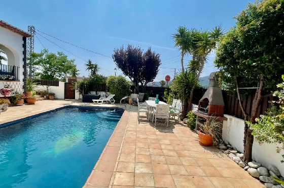 Villa in Alcalali zu verkaufen, Espace de vie 403 m², Baujahr 2007, + Zentralheizung, Klimaanlage, Terrain 410 m², 6 Chambres &agrave; coucher, 4 Badezimmer, Pool, ref.: PV-141-02014P-18