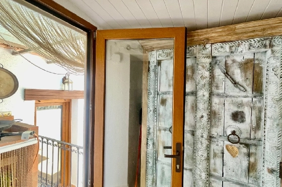 Villa in Alcalali zu verkaufen, Espace de vie 403 m², Baujahr 2007, + Zentralheizung, Klimaanlage, Terrain 410 m², 6 Chambres &agrave; coucher, 4 Badezimmer, Pool, ref.: PV-141-02014P-22
