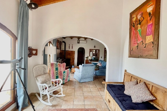 Villa in Alcalali zu verkaufen, Espace de vie 403 m², Baujahr 2007, + Zentralheizung, Klimaanlage, Terrain 410 m², 6 Chambres &agrave; coucher, 4 Badezimmer, Pool, ref.: PV-141-02014P-25