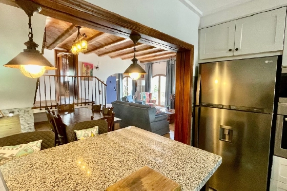 Villa in Alcalali zu verkaufen, Espace de vie 403 m², Baujahr 2007, + Zentralheizung, Klimaanlage, Terrain 410 m², 6 Chambres &agrave; coucher, 4 Badezimmer, Pool, ref.: PV-141-02014P-37