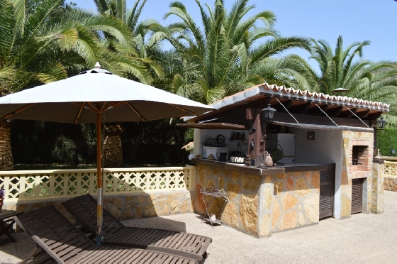 Villa in Alcalali zu verkaufen, Espace de vie 228 m², Baujahr 1976, + Zentralheizung, Klimaanlage, Terrain 2397 m², 4 Chambres &agrave; coucher, 3 Badezimmer, Pool, ref.: PV-141-02016P-17