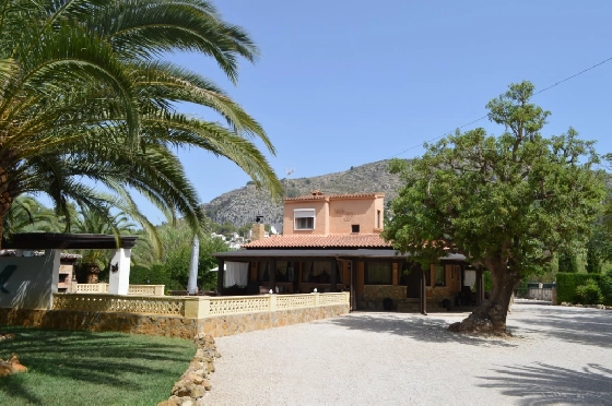 Villa in Alcalali zu verkaufen, Espace de vie 228 m², Baujahr 1976, + Zentralheizung, Klimaanlage, Terrain 2397 m², 4 Chambres &agrave; coucher, 3 Badezimmer, Pool, ref.: PV-141-02016P-20