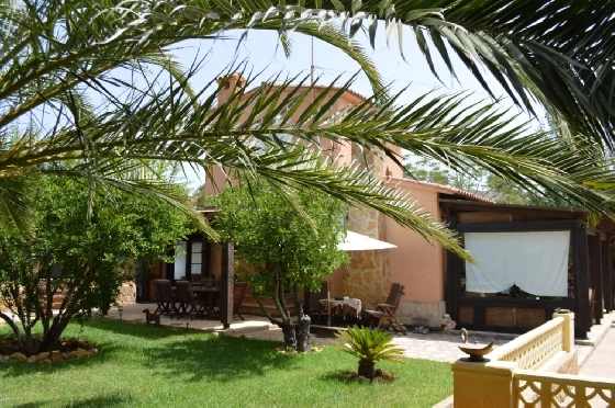 Villa in Alcalali zu verkaufen, Espace de vie 228 m², Baujahr 1976, + Zentralheizung, Klimaanlage, Terrain 2397 m², 4 Chambres &agrave; coucher, 3 Badezimmer, Pool, ref.: PV-141-02016P-50