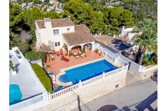 Villa in Benissa zu verkaufen, Espace de vie 216 m², Baujahr 2004, Klimaanlage, Terrain 935 m², 4 Chambres &agrave; coucher, 4 Badezimmer, Pool, ref.: AM-12600DR-7