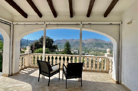 Villa in Orba(Valley) zu verkaufen, Espace de vie 147 m², + Ofen, Klimaanlage, Terrain 600 m², 3 Chambres &agrave; coucher, 2 Badezimmer, Pool, ref.: PV-141-02031P-30