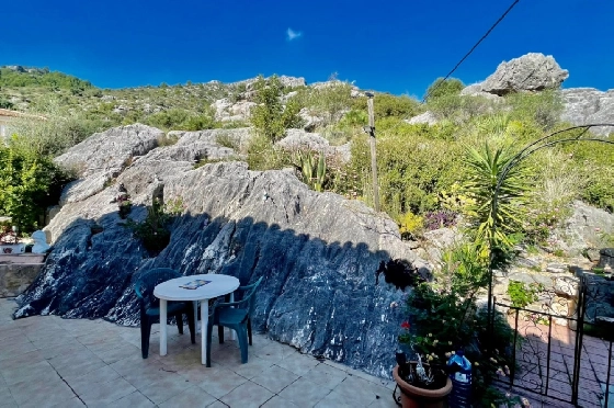 Villa in Tormos zu verkaufen, Espace de vie 179 m², Baujahr 2004, + KLIMA, Klimaanlage, Terrain 443 m², 3 Chambres &agrave; coucher, 2 Badezimmer, Pool, ref.: PV-141-02040P-13
