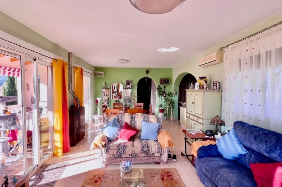 Villa in Tormos zu verkaufen, Espace de vie 179 m², Baujahr 2004, + KLIMA, Klimaanlage, Terrain 443 m², 3 Chambres &agrave; coucher, 2 Badezimmer, Pool, ref.: PV-141-02040P-32
