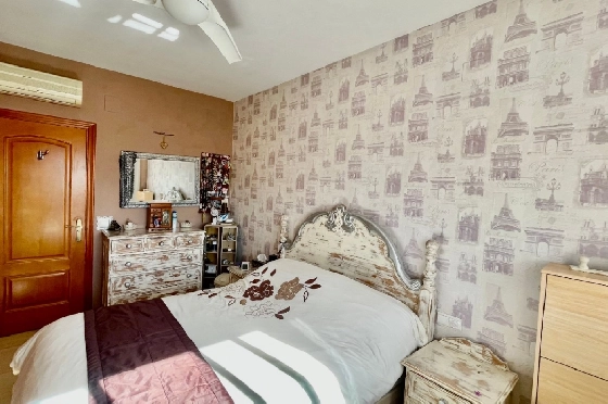 Villa in Tormos zu verkaufen, Espace de vie 179 m², Baujahr 2004, + KLIMA, Klimaanlage, Terrain 443 m², 3 Chambres &agrave; coucher, 2 Badezimmer, Pool, ref.: PV-141-02040P-48