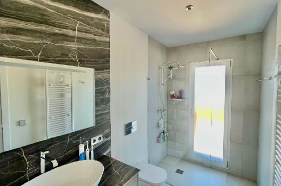 Villa in Orba(Valley) zu verkaufen, Espace de vie 164 m², Baujahr 2020, + KLIMA, Klimaanlage, Terrain 805 m², 3 Chambres &agrave; coucher, 2 Badezimmer, Pool, ref.: PV-141-02042P-41