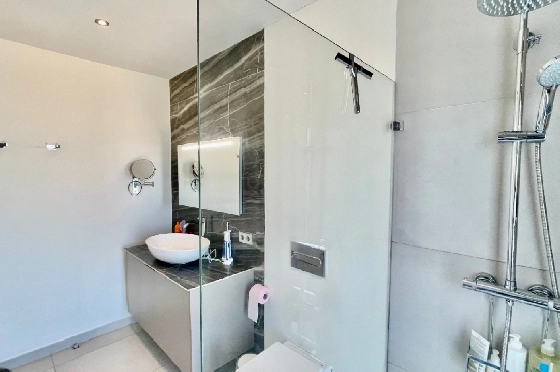 Villa in Orba(Valley) zu verkaufen, Espace de vie 164 m², Baujahr 2020, + KLIMA, Klimaanlage, Terrain 805 m², 3 Chambres &agrave; coucher, 2 Badezimmer, Pool, ref.: PV-141-02042P-42