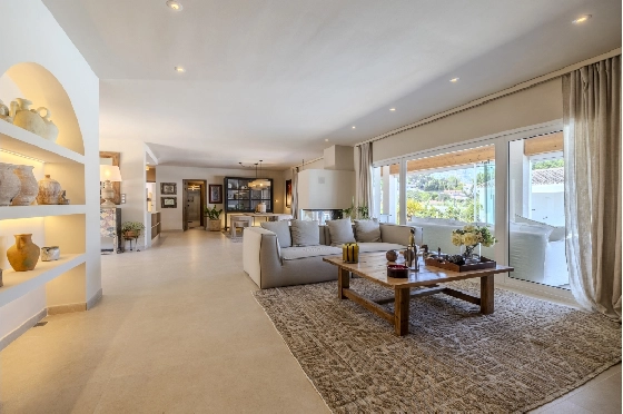 Villa in Denia zu verkaufen, Espace de vie 324 m², Baujahr 1993, Zustand modernisiert, + Fussbodenheizung, Klimaanlage, Terrain 1888 m², 4 Chambres &agrave; coucher, 2 Badezimmer, Pool, ref.: BC-7771-19