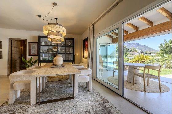 Villa in Denia zu verkaufen, Espace de vie 324 m², Baujahr 1993, Zustand modernisiert, + Fussbodenheizung, Klimaanlage, Terrain 1888 m², 4 Chambres &agrave; coucher, 2 Badezimmer, Pool, ref.: BC-7771-28