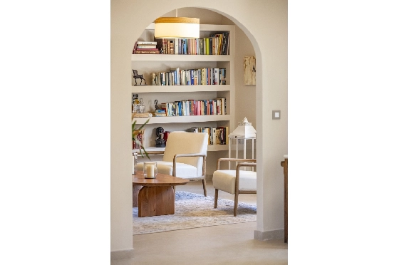 Villa in Denia zu verkaufen, Espace de vie 324 m², Baujahr 1993, Zustand modernisiert, + Fussbodenheizung, Klimaanlage, Terrain 1888 m², 4 Chambres &agrave; coucher, 2 Badezimmer, Pool, ref.: BC-7771-44