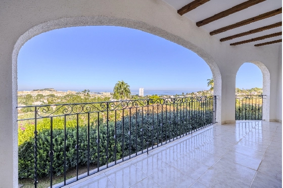 Villa in Denia zu verkaufen, Espace de vie 267 m², Baujahr 1993, Zustand gepflegt, + Zentralheizung, Terrain 1085 m², 4 Chambres &agrave; coucher, 3 Badezimmer, Pool, ref.: BC-7785-21
