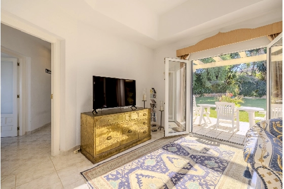 Villa in Denia zu verkaufen, Espace de vie 267 m², Baujahr 1993, Zustand gepflegt, + Zentralheizung, Terrain 1085 m², 4 Chambres &agrave; coucher, 3 Badezimmer, Pool, ref.: BC-7785-25