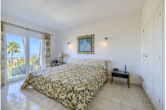 Villa in Denia zu verkaufen, Espace de vie 267 m², Baujahr 1993, Zustand gepflegt, + Zentralheizung, Terrain 1085 m², 4 Chambres &agrave; coucher, 3 Badezimmer, Pool, ref.: BC-7785-35