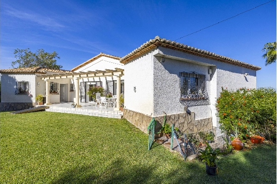 Villa in Denia zu verkaufen, Espace de vie 267 m², Baujahr 1993, Zustand gepflegt, + Zentralheizung, Terrain 1085 m², 4 Chambres &agrave; coucher, 3 Badezimmer, Pool, ref.: BC-7785-8