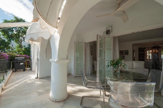 Villa in Calpe(Canuta) zu verkaufen, Espace de vie 187 m², Klimaanlage, 4 Chambres &agrave; coucher, 3 Badezimmer, Pool, ref.: COB-3547-10535-11