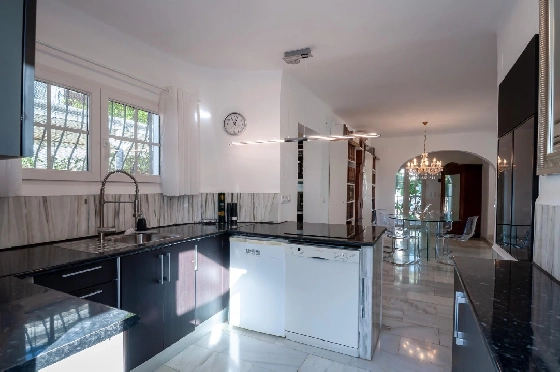 Villa in Calpe(Canuta) zu verkaufen, Espace de vie 187 m², Klimaanlage, 4 Chambres &agrave; coucher, 3 Badezimmer, Pool, ref.: COB-3547-10535-14